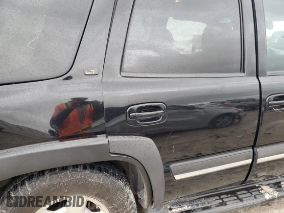2006 Chevrolet Tahoe Z71 with VIN 1GNEC13Z36R163122, listed as a Copart auction lot 86117754 with 253,247 mi miles and Salvage title. Bid and sale history available at DreamBid. Image 11.