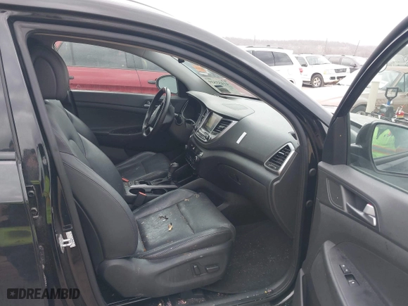 2016 Hyundai Tucson Eco with VIN KM8J3CA25GU257036, listed as a IAAI auction lot 41453539 with 68,235 mi miles. Bid and sale history available at carsss.com. Image 5.