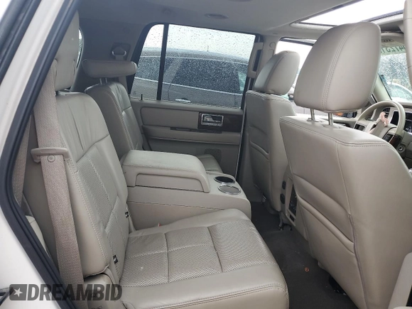 2014 Lincoln Navigator z VIN 5LMJJ2J51EEL08112, wystawiony jako Copart lot #54723164 z przebiegiem 135 575 mil mil oraz Szkoda całkowita • Salvage title. Historia ofert i sprzedaży dostępna na DreamBid. Obrazek 11.