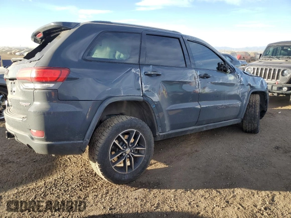 2017 Jeep Grand Cherokee Trailhawk with VIN 1C4RJFLT8HC772429, listed as a Copart auction lot 89334325 with 193,516 mi miles and Salvage title. Bid and sale history available at DreamBid. Image 3.