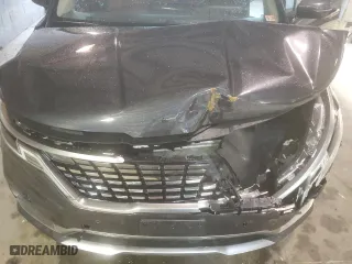 2024 Kia Carnival SX with VIN KNDNE5H35R6358594, listed as a Copart auction lot 49325014 with 10,829 mi miles and Salvage Title. Bid and sale history available at carsss.com. Image 11.
