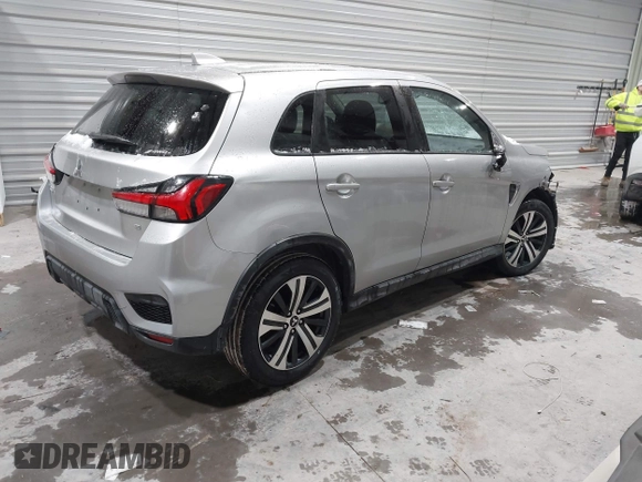 2020 Mitsubishi Outlander Sport ES 2.0 with VIN JA4AR3AU4LU009370, listed as a IAAI auction lot 41297132 with 102,178 mi miles. Bid and sale history available at carsss.com. Image 4.
