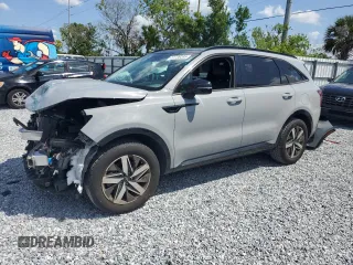 2022 Kia Sorento EX z VIN 5XYRH4LF8NG123537, wystawiony jako Copart lot #51738295 z przebiegiem 69 538 mil mil oraz Czysty tytuł • Clean title. Historia ofert i sprzedaży dostępna na DreamBid. Obrazek 1.