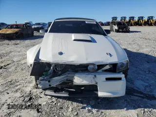 2007 Ford Mustang GT Deluxe with VIN 1ZVFT85H575232313, listed as a Copart auction lot 50304165 with 105,322 mi miles and Salvage Title. Bid and sale history available at carsss.com. Image 5.