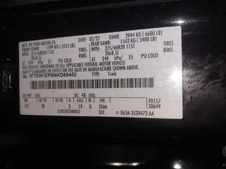 2022 Ford F-150 XL z VIN 1FTEW1EP5NKD88452, wystawiony jako IAAI lot #41606823 z przebiegiem 35 007 mil mil oraz . Historia ofert i sprzedaży dostępna na DreamBid. Obrazek 9.