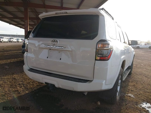 2018 Toyota 4Runner SR5 with VIN JTEZU5JR2J5181608, listed as a IAAI auction lot 41072241 with 104,230 mi miles. Bid and sale history available at carsss.com. Image 4.