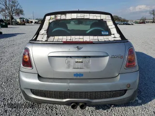 2010 MINI Convertible S z VIN WMWMS3C58ATY08775, wystawiony jako Copart lot #44112775 z przebiegiem 105 293 mil mil oraz Czysty tytuł • Clean title. Historia ofert i sprzedaży dostępna na DreamBid. Obrazek 6.