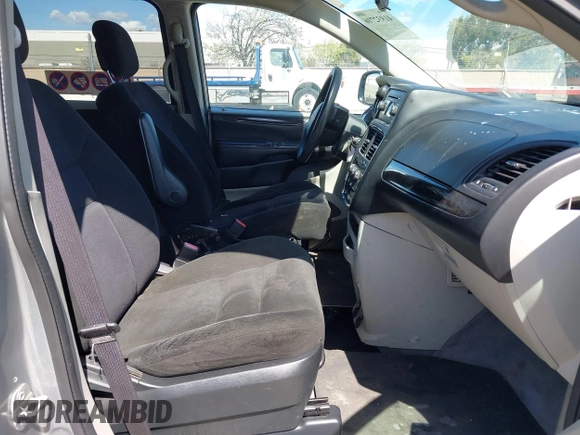 2014 Dodge Grand Caravan SE 30th Anniversary with VIN 2C4RDGBG7ER285646, listed as a IAAI auction lot 41932716 with 161,260 mi miles and . Bid and sale history available at DreamBid. Image 5.
