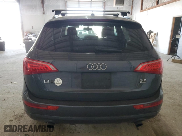 2010 Audi Q5 Premium Plus with VIN WA1LKAFP4AA105437, listed as a Copart auction lot 47547255 with 180,122 mi miles and Salvage title. Bid and sale history available at DreamBid. Image 6.