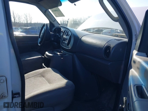 2004 Ford Econoline Cargo with VIN 1FTSE34L24HB14511, listed as a IAAI auction lot 41480626 with 262,381 mi miles and . Bid and sale history available at carsss.com. Image 5.