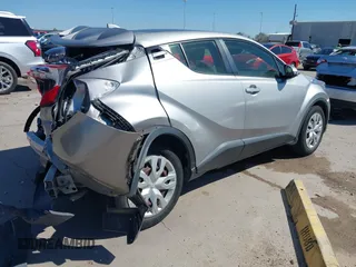 2019 Toyota C-HR XLE with VIN JTNKHMBX9K1024048, listed as a IAAI auction lot 41775374 with 38,909 mi miles. Bid and sale history available at carsss.com. Image 4.