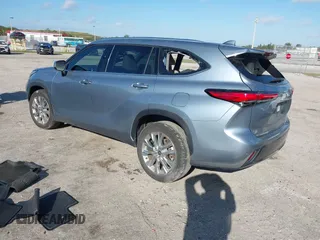 2023 Toyota Highlander L z VIN 5TDKDRAH5PS014778, wystawiony jako IAAI lot #41081620 z przebiegiem 49 047 mil mil oraz . Historia ofert i sprzedaży dostępna na DreamBid. Obrazek 3.