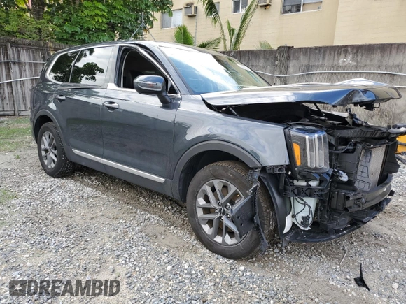 2023 Kia Telluride LX with VIN 5XYP24GC2PG383282, listed as a Copart auction lot 80385864 with 39,272 mi miles and Non repairable. Bid and sale history available at DreamBid. Image 4.