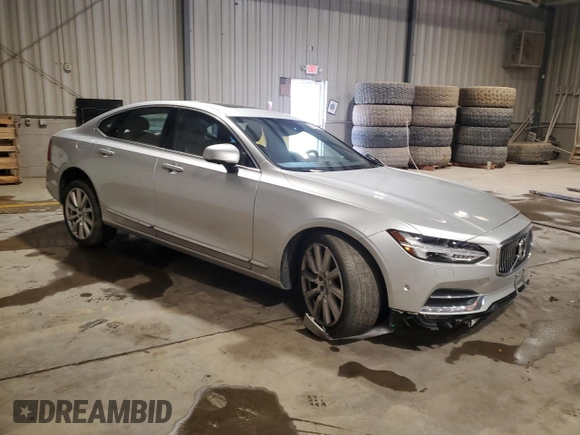 2017 Volvo S90 Inscription with VIN YV1A22ML0H1004127, listed as a Copart auction lot 50399715 with 42,815 mi miles and Salvage Title. Bid and sale history available at carsss.com. Image 4.