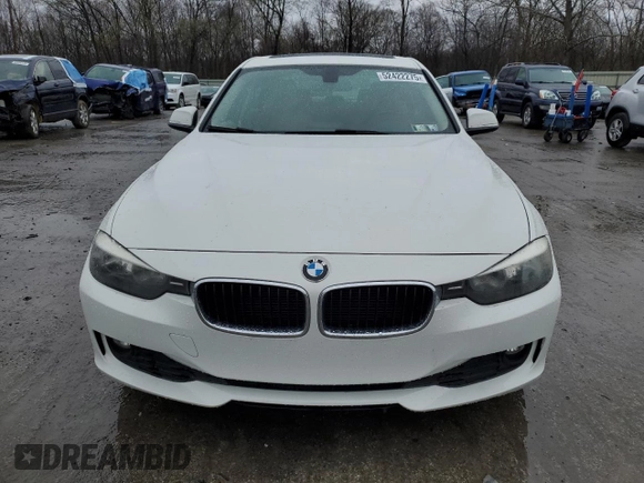 2015 BMW 3 Series 320i xDrive with VIN WBA3C3C5XFK202965, listed as a Copart auction lot 52422275 with 119,713 mi miles and Salvage title. Bid and sale history available at DreamBid. Image 5.