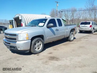 2011 Chevrolet Silverado 1500 LT with VIN 1GCRKSE37BZ426282, listed as a IAAI auction lot 41907595 with 192,642 mi miles. Bid and sale history available at carsss.com. Image 19.