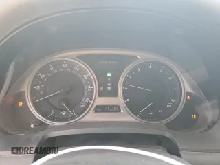 2010 Lexus IS 350 with VIN JTHBE5C22A5024971, listed as a Copart auction lot 79562724 with 171,385 mi miles and Salvage Title. Bid and sale history available at DreamBid. Image 9.