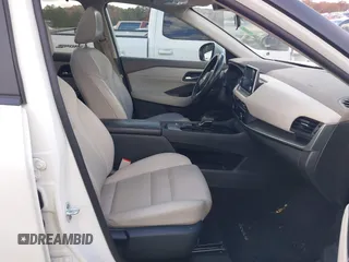 2023 Nissan Rogue SV z VIN 5N1BT3BA6PC846645, wystawiony jako IAAI lot #40949730 z przebiegiem 30 856 mil mil oraz . Historia ofert i sprzedaży dostępna na DreamBid. Obrazek 5.