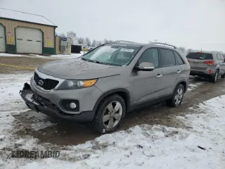 2012 Kia Sorento EX with VIN 5XYKUDA23CG247371, listed as a Copart auction lot 44522465 with 205,067 mi miles and Salvage Title. Bid and sale history available at carsss.com. Image 1.