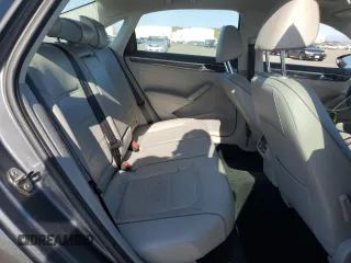 2017 Volkswagen Passat SE z VIN 1VWGT7A35HC078899, wystawiony jako Copart lot #55057695 z przebiegiem 45 620 mil mil oraz Szkoda całkowita • Salvage title. Historia ofert i sprzedaży dostępna na DreamBid. Obrazek 10.