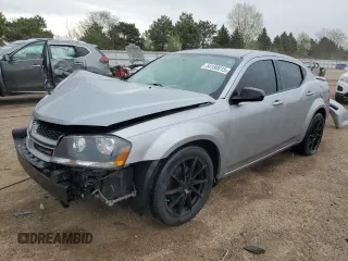 2014 Dodge Avenger SE z VIN 1C3CDZAB7EN220465, wystawiony jako Copart lot #54180015 z przebiegiem 252 200 mil mil oraz Szkoda całkowita • Salvage title. Historia ofert i sprzedaży dostępna na DreamBid. Obrazek 1.