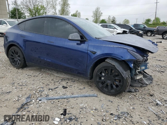 2024 Tesla Model Y Long Range с VIN 7SAYGDEE8RA226229, выставлен на аукционе Copart как лот 56722755 с пробегом Не указан миль и Списание • Salvage title. История ставок и продаж доступна на DreamBid. Изображение 4.