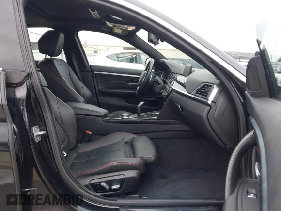 2019 BMW 4 Series 430i xDrive with VIN WBA4J3C50KBL09320, listed as a IAAI auction lot 41677736 with 73,277 mi miles. Bid and sale history available at carsss.com. Image 5.