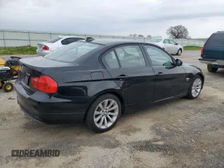 2011 BMW 3 Series 328i xDrive with VIN WBAPK5G59BNN27917, listed as a Copart auction lot 54679245 with 126,397 mi miles and Non Repairable. Bid and sale history available at DreamBid. Image 3.
