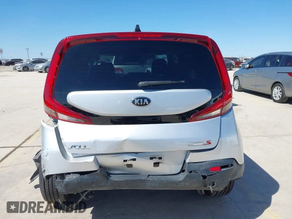 2021 Kia Soul S with VIN KNDJ23AU5M7795528, listed as a IAAI auction lot 41718018 with 75,098 mi miles and . Bid and sale history available at DreamBid. Image 16.