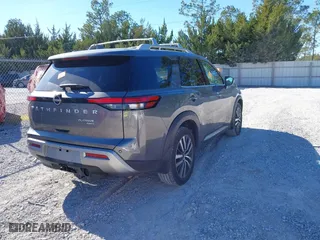 2022 Nissan Pathfinder Platinum with VIN 5N1DR3DK9NC268101, listed as a IAAI auction lot 41277151 with 51,197 mi miles. Bid and sale history available at carsss.com. Image 4.
