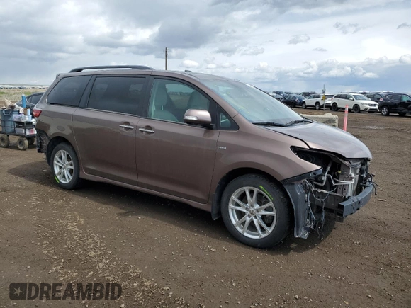 2020 Toyota Sienna XLE z VIN 5TDDZ3DC0LS231768, wystawiony jako Copart lot #54938104 z przebiegiem 47 345 mil mil oraz Szkoda całkowita • Salvage title. Historia ofert i sprzedaży dostępna na DreamBid. Obrazek 4.