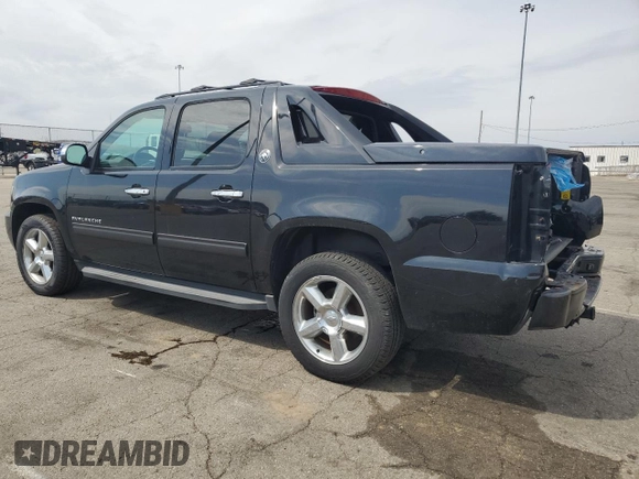 2013 Chevrolet Avalanche LS with VIN 3GNTKEE75DG261563, listed as a Copart auction lot 51963875 with 34,560 mi miles and Salvage title. Bid and sale history available at DreamBid. Image 2.