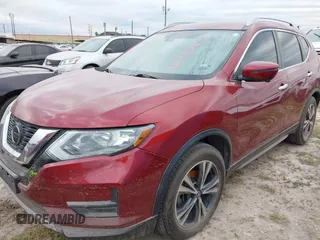 2019 Nissan Rogue SV with VIN 5N1AT2MT6KC765125, listed as a IAAI auction lot 41962842 with 71,067 mi miles. Bid and sale history available at carsss.com. Image 2.