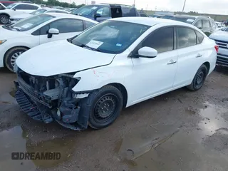 2018 Nissan Sentra S z VIN 3N1AB7AP6JY240649, wystawiony jako IAAI lot #42123511 z przebiegiem 132 478 mil mil oraz . Historia ofert i sprzedaży dostępna na DreamBid. Obrazek 2.