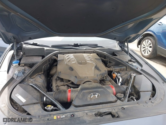 2015 Hyundai Genesis 5.0L with VIN KMHGN4JF7FU085068, listed as a IAAI auction lot 41679660 with 66,540 mi miles. Bid and sale history available at carsss.com. Image 10.