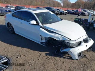 2019 BMW 4 Series 440i z VIN WBA4W7C55KAG52710, wystawiony jako IAAI lot #40728206 z przebiegiem 60 472 mil mil oraz . Historia ofert i sprzedaży dostępna na DreamBid. Obrazek 1.