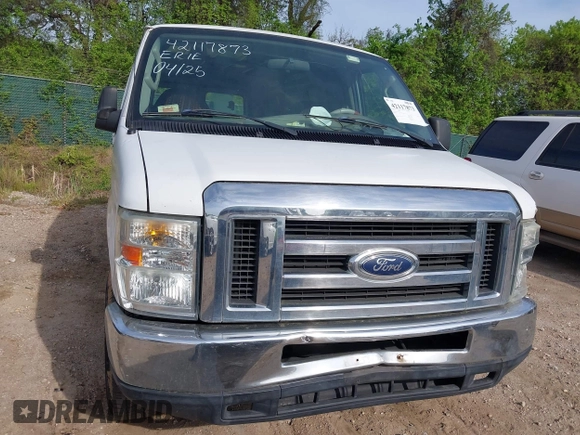 2008 Ford Econoline Cargo Commercial with VIN 1FTNE14W58DA55740, listed as a IAAI auction lot 42117873 with 191,734 mi miles. Bid and sale history available at carsss.com. Image 12.