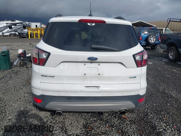 2018 Ford Escape SE with VIN 1FMCU9GD8JUB45369, listed as a IAAI auction lot 41718608 with 91,616 mi miles. Bid and sale history available at carsss.com. Image 16.