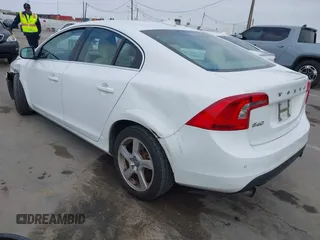 2013 Volvo S60 T5 Premier with VIN YV1612FSXD2233612, listed as a IAAI auction lot 42040839 with 103,861 mi miles. Bid and sale history available at carsss.com. Image 3.