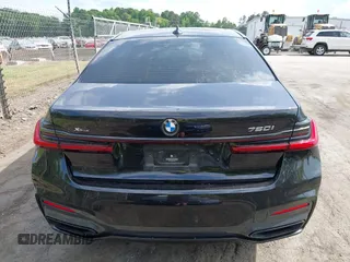 2022 BMW 7 Series 750i xDrive с VIN WBA7U2C0XNCH39635, выставлен на аукционе IAAI как лот 42182523 с пробегом Не указан миль и . История ставок и продаж доступна на DreamBid. Изображение 15.