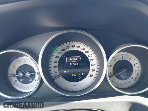 2014 Mercedes-Benz E 350 Sport with VIN WDDHF5KB3EB055718, listed as a IAAI auction lot 42078285 with 119,963 mi miles and . Bid and sale history available at carsss.com. Image 7.