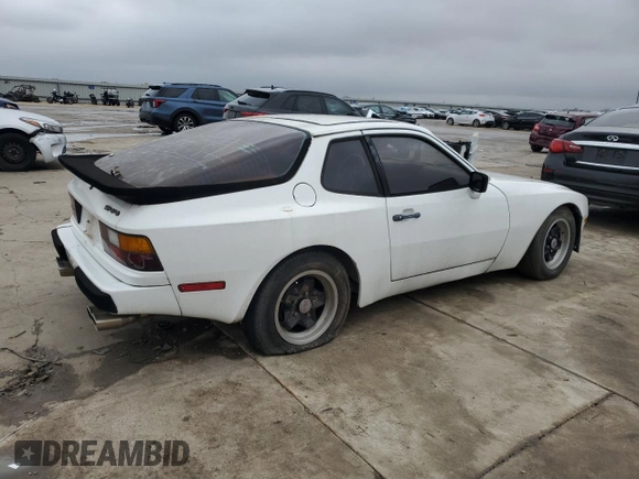 1984 Porsche 944 with VIN WP0AA094XEN452894, listed as a Copart auction lot 43469115 with 37,161 mi miles and Clean Title. Bid and sale history available at DreamBid. Image 3.