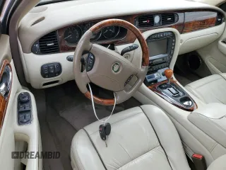 2005 Jaguar XJ VDP with VIN SAJWA82C75SG43913, listed as a Copart auction lot 78455994 with 0 mi miles and Clean Title. Bid and sale history available at carsss.com. Image 8.