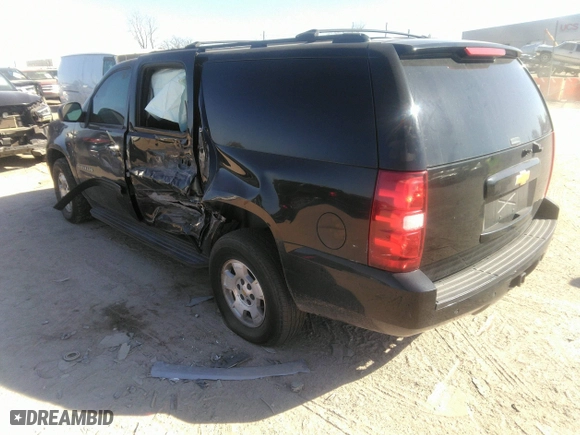 2012 Chevrolet Suburban LT with VIN 1GNSCJE07CR273166, listed as a IAAI auction lot 41782587 with 271,456 mi miles. Bid and sale history available at carsss.com. Image 3.