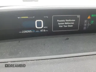2016 Toyota Prius Two z VIN JTDKBRFU8G3006171, wystawiony jako Copart lot #57156035 z przebiegiem 228 265 mil mil oraz Czysty tytuł • Clean title. Historia ofert i sprzedaży dostępna na DreamBid. Obrazek 9.