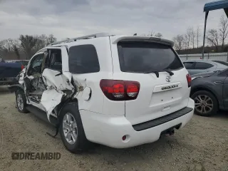 2019 Toyota Sequoia SR5 with VIN 5TDBY5G1XKS174171, listed as a Copart auction lot 40679254 with 67,132 mi miles. Bid and sale history available at carsss.com. Image 2.