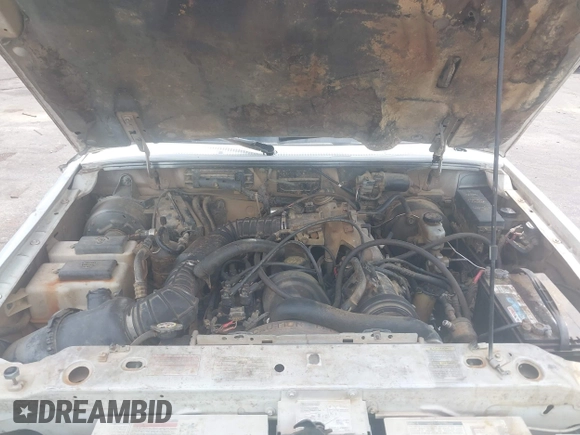 1996 Ford Ranger XL z VIN 1FTCR14A2TPB29154, wystawiony jako IAAI lot #42065099 z przebiegiem 250 809 mil mil oraz . Historia ofert i sprzedaży dostępna na DreamBid. Obrazek 10.