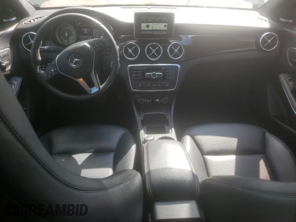2014 Mercedes-Benz CLA 250 with VIN WDDSJ4EB2EN068792, listed as a Copart auction lot 59684455 with 104,577 mi miles and Salvage title. Bid and sale history available at DreamBid. Image 8.