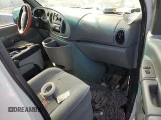 1998 Ford Econoline Cargo with VIN 1FDRE1429WHB71880, listed as a Copart auction lot 46426475 with 218,303 mi miles and Salvage Title. Bid and sale history available at DreamBid. Image 8.