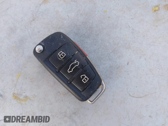 2015 Audi Q3 Premium Plus с VIN WA1EFCFS7FR006858, выставлен на аукционе IAAI как лот 41838322 с пробегом 119 893 миль миль и . История ставок и продаж доступна на DreamBid. Изображение 11.